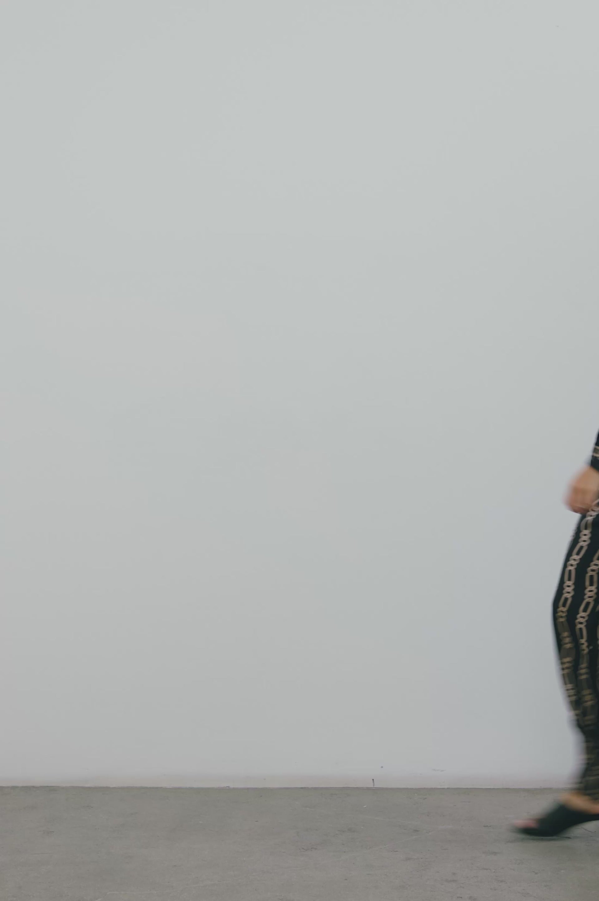 LEDGER-BLACK-GOLD-VIDEO