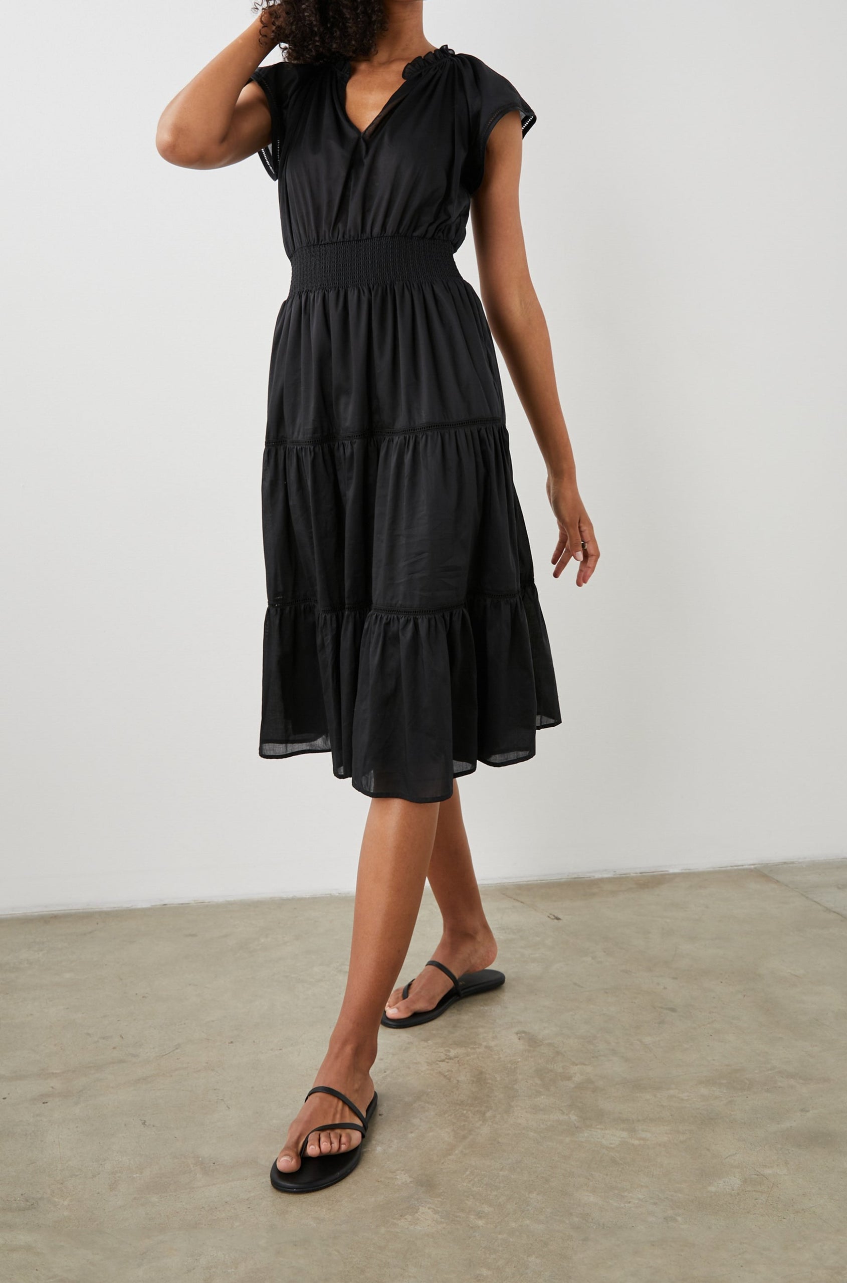AMELLIA DRESS TRUE BLACK LACE DETAIL - FULL FRONT BODY IN MOTION