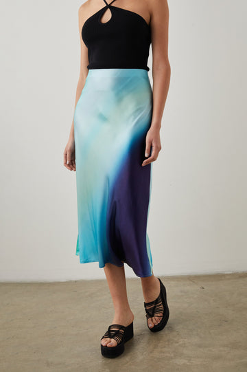 ANYA SKIRT MALIBU WAVES - FRONT 