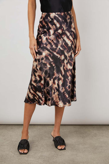 ANYA MIRAGE SKIRT- FRONT