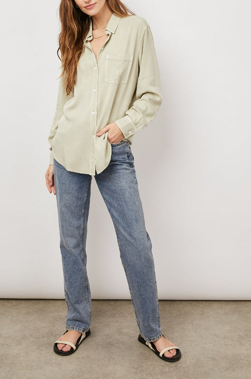 BARRETT LIGHT OLIVE LONG SLEEVE BUTTON DOWN-FULL FRONT BODY UNTUCKED