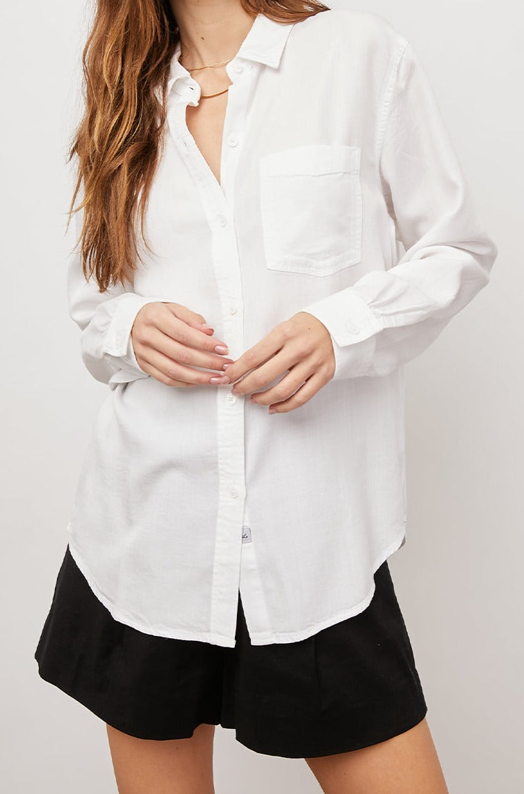BARRETT TRUE WHITE LONG SLEEVE BUTTON DOWN-FRONT UNTUCKED