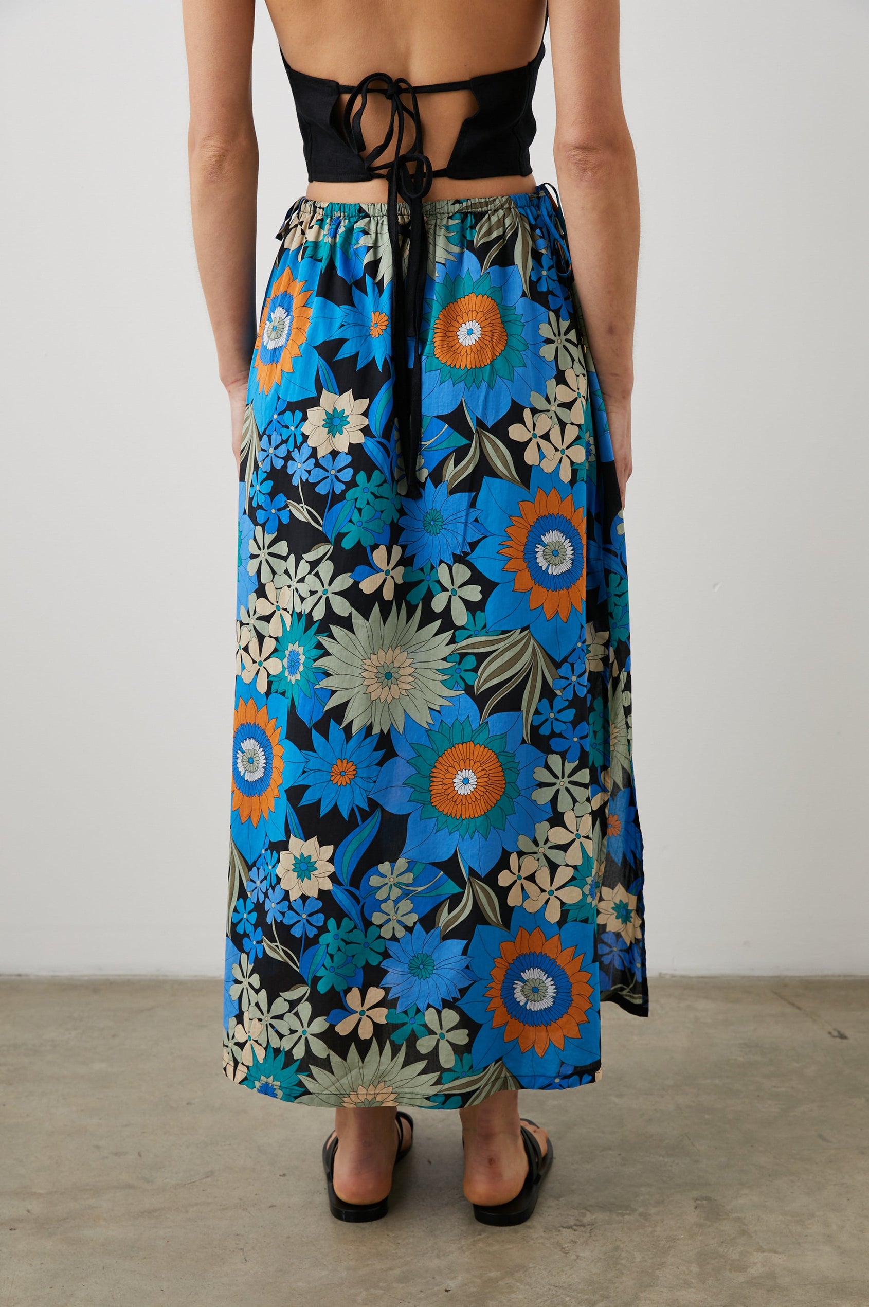 BEECH SKIRT AZUL WILD FLOWER - BACK ANGLE