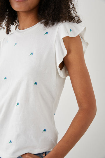 BIRDIE TOP BLUE BUD EMBROIDERY - DETAIL