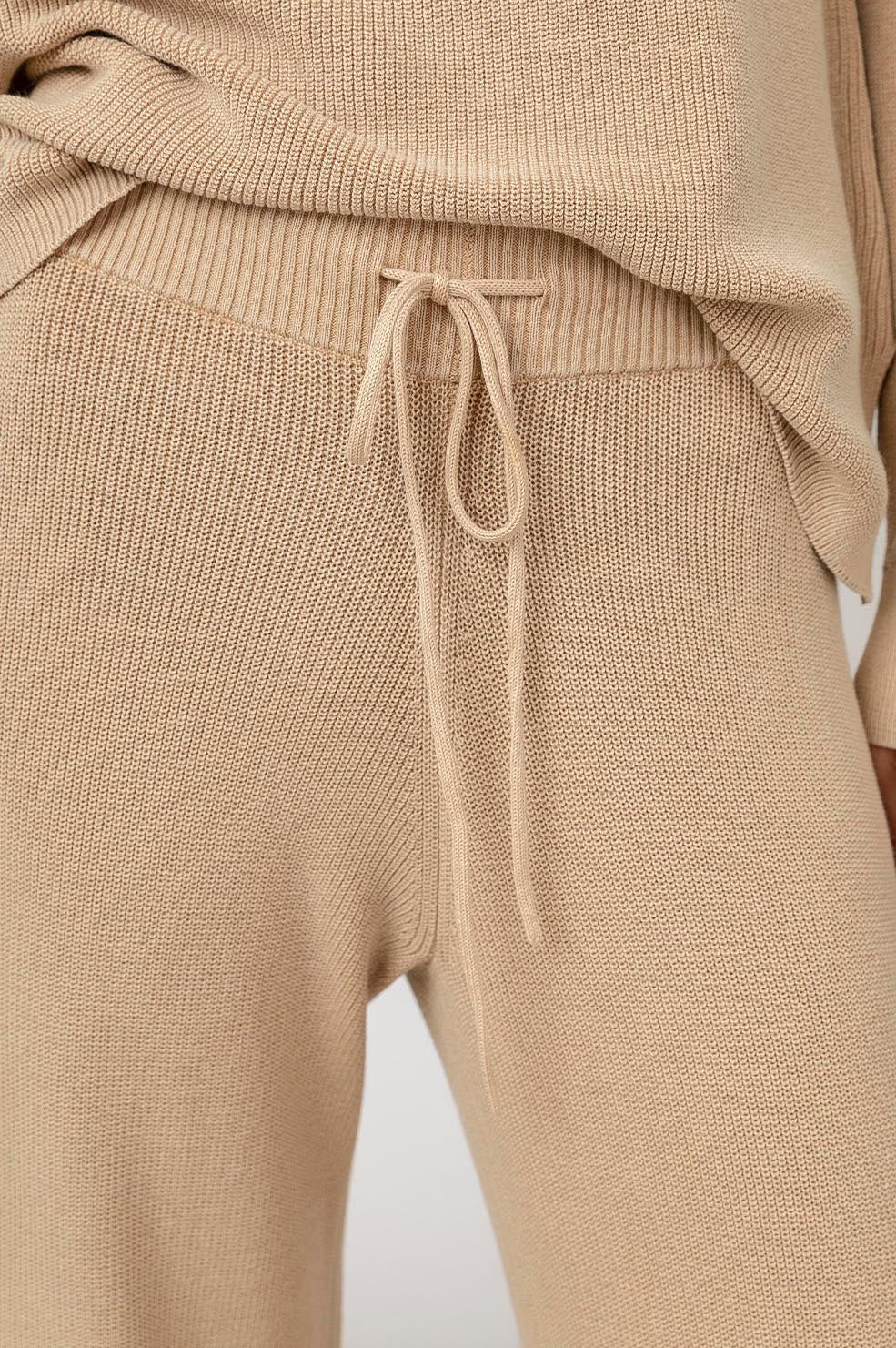 Brook Sand Drawstring Pant- detail