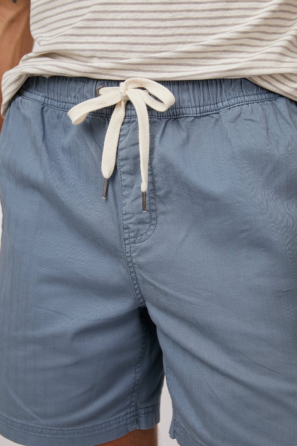 CRUZ COPEN BLUE DRAWSTRING SHORT-DETAIL