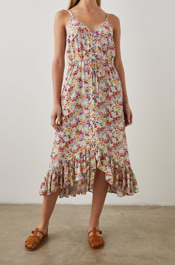 FRIDA DRESS FLEUR - FRONT MODEL 2