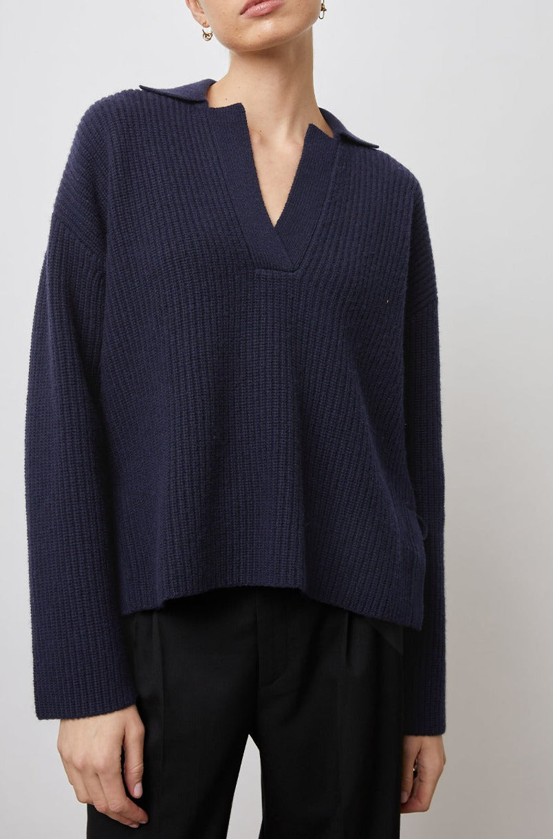 HARRIS NAVY SWEATER- FRONT