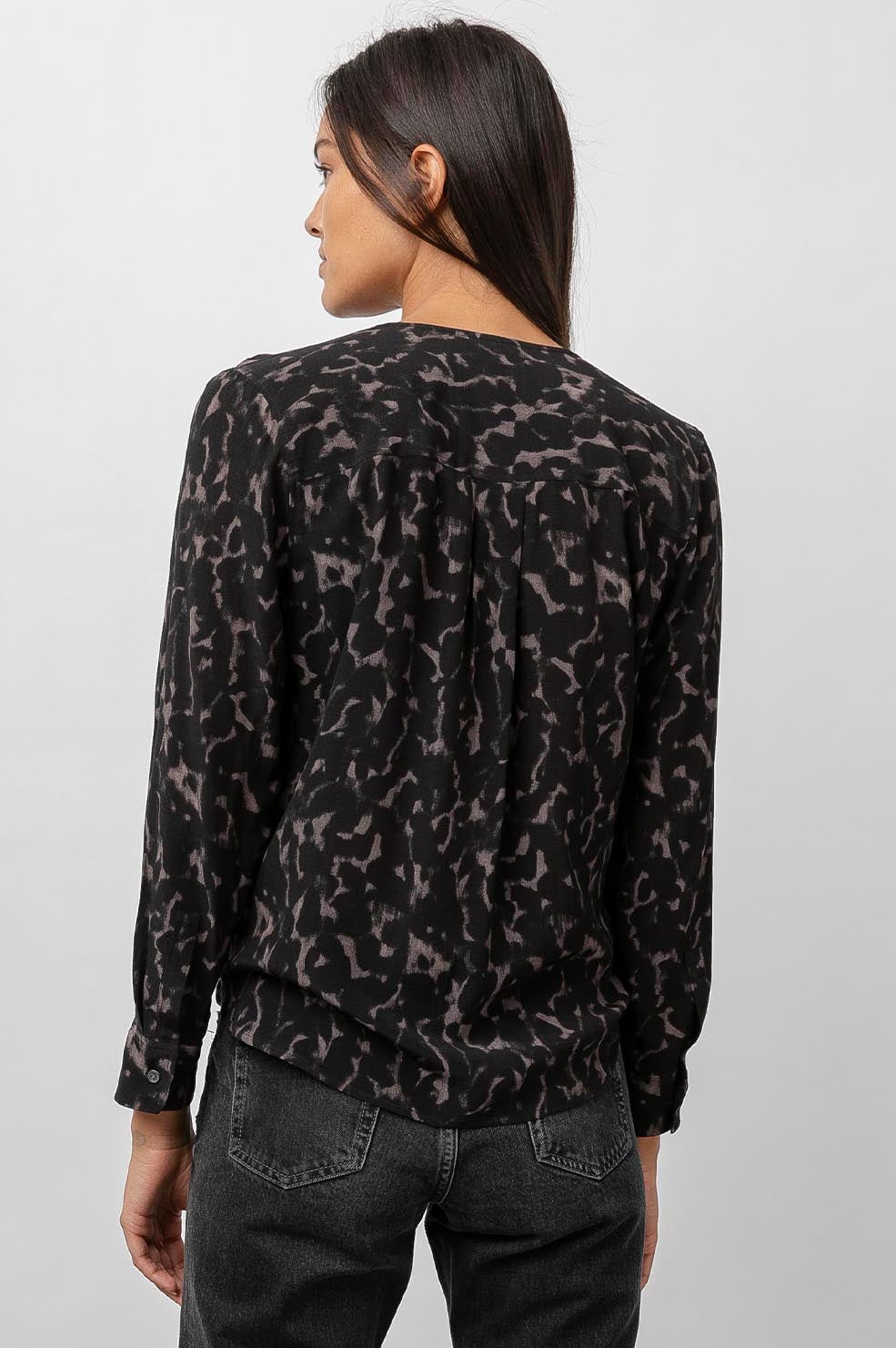 Hillary Diffused Cheetah Blouse- back