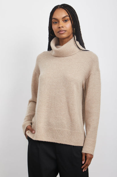 IMOGEN JUTE SWEATER- FRONT