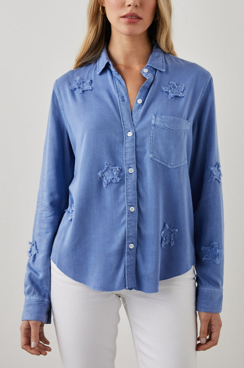 INGRID SHIRT RAW FRENCH MILITARY STARS - FRONT UNTUCKED