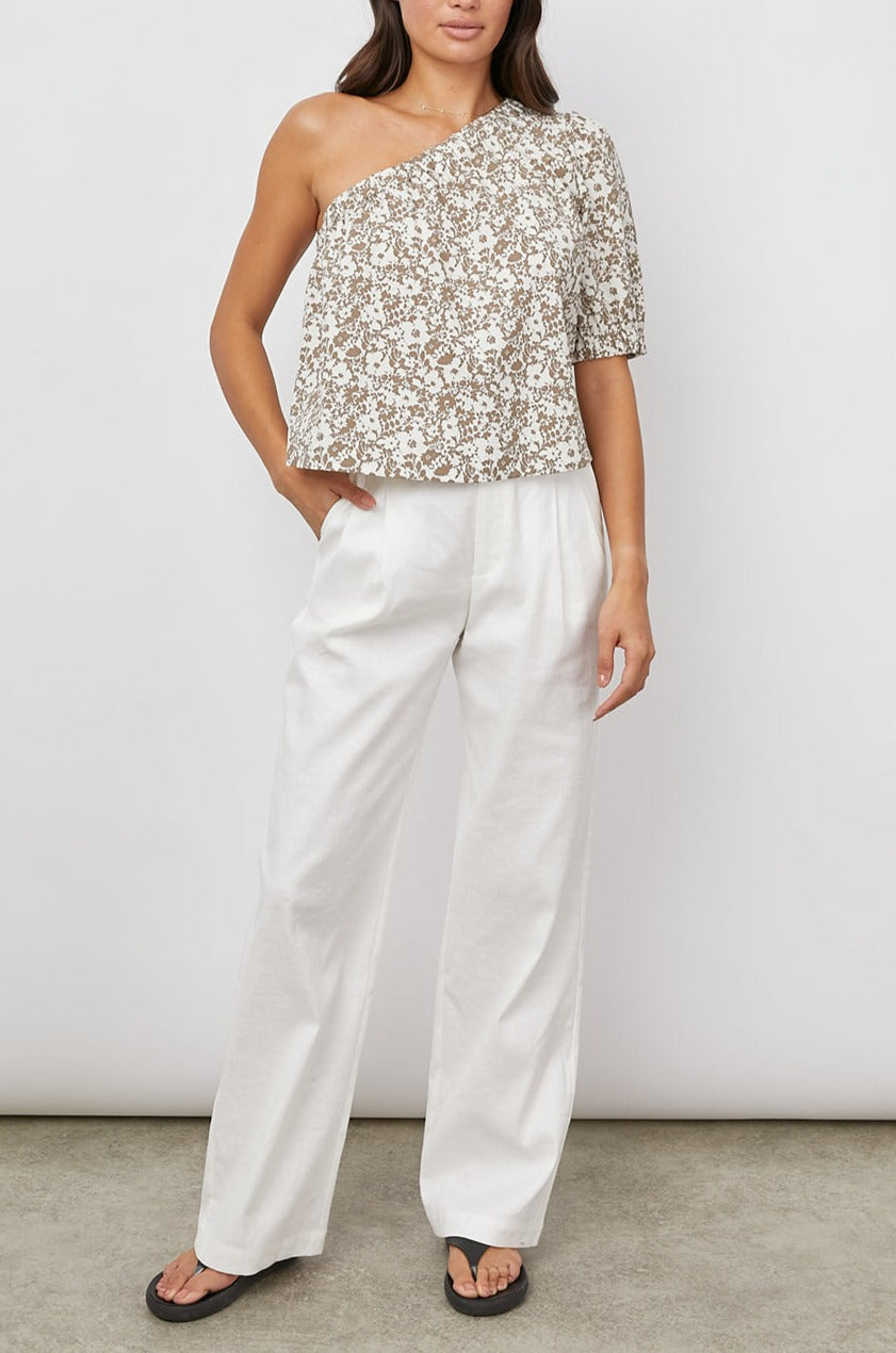 JAYLA CAFE FLORAL ONE SHOULDER BLOUSE--FRONT FULL BODY UNTUCKED