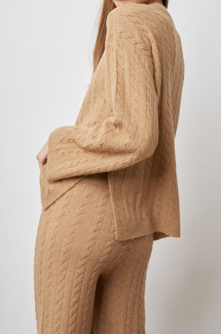 LUMA BROWN TOP- BACK