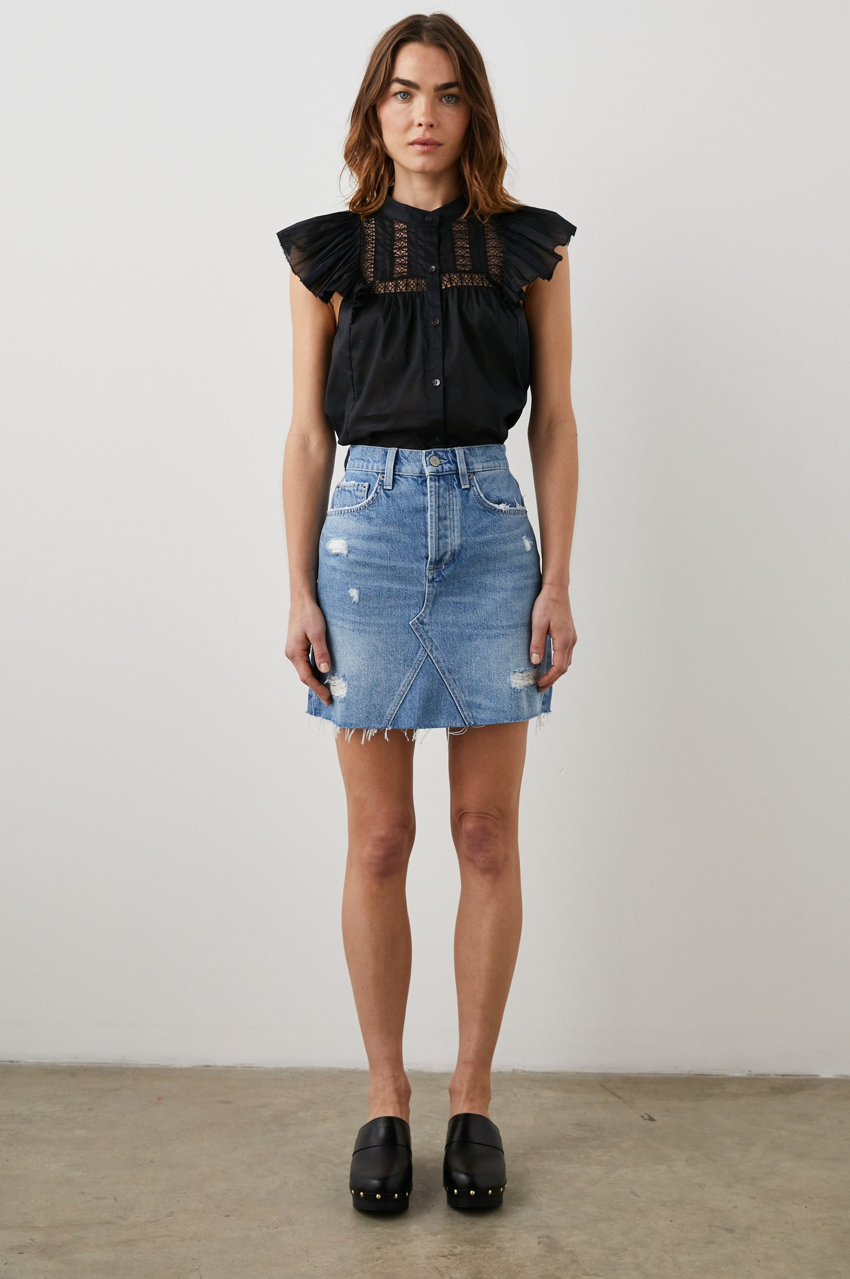 LAUREL SKIRT MARINA DISTRESS - FULL FRONT BODY