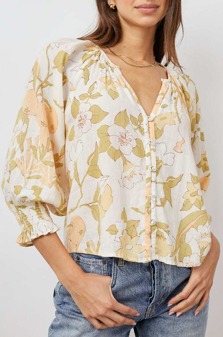 MARIAH CITRUS FLORAL SHORT SLEEVE BLOUSE- FRONT