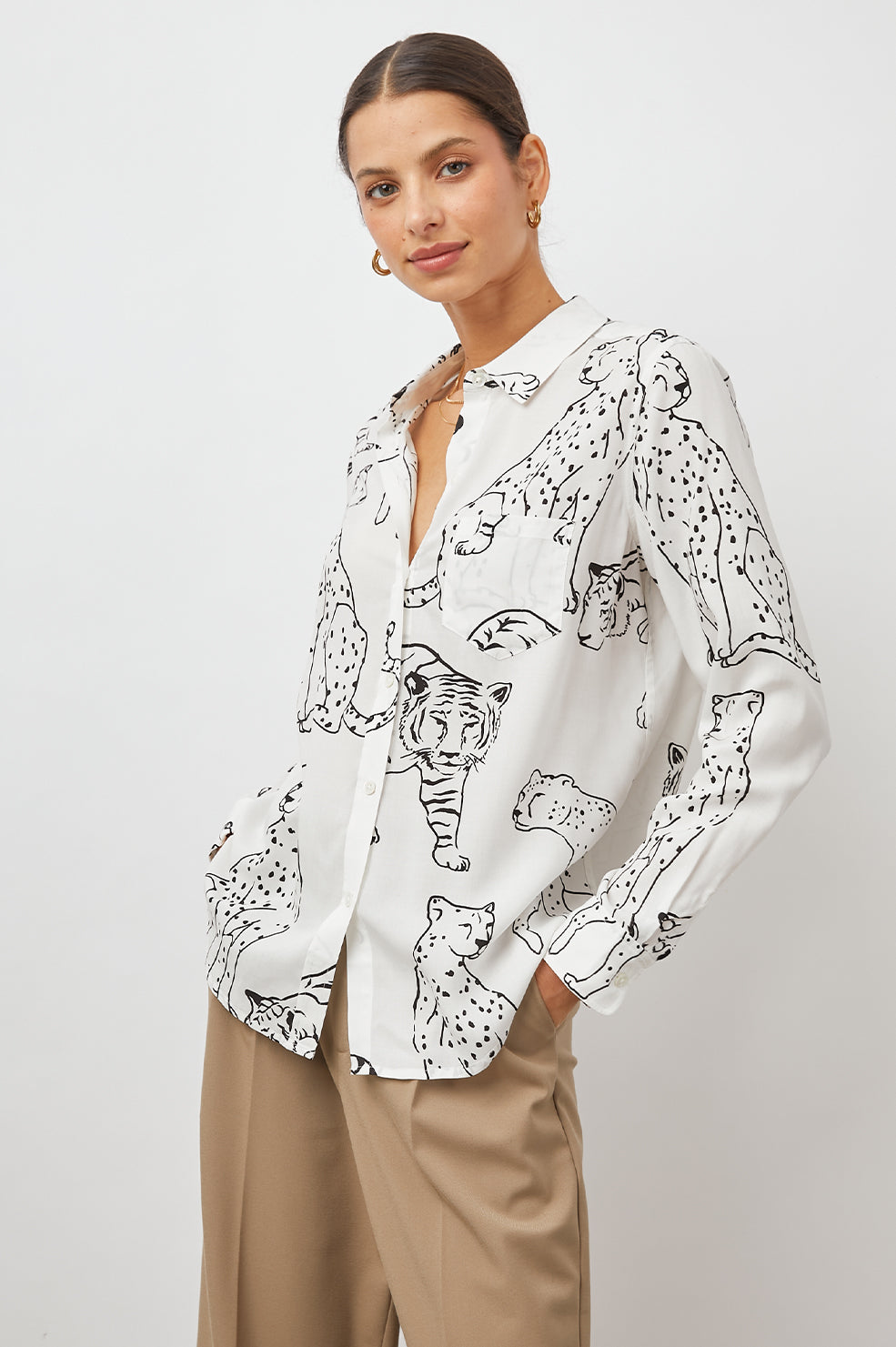 KATHRYN IVORY WILDCATS SHIRT- FRONT UNTUCKED