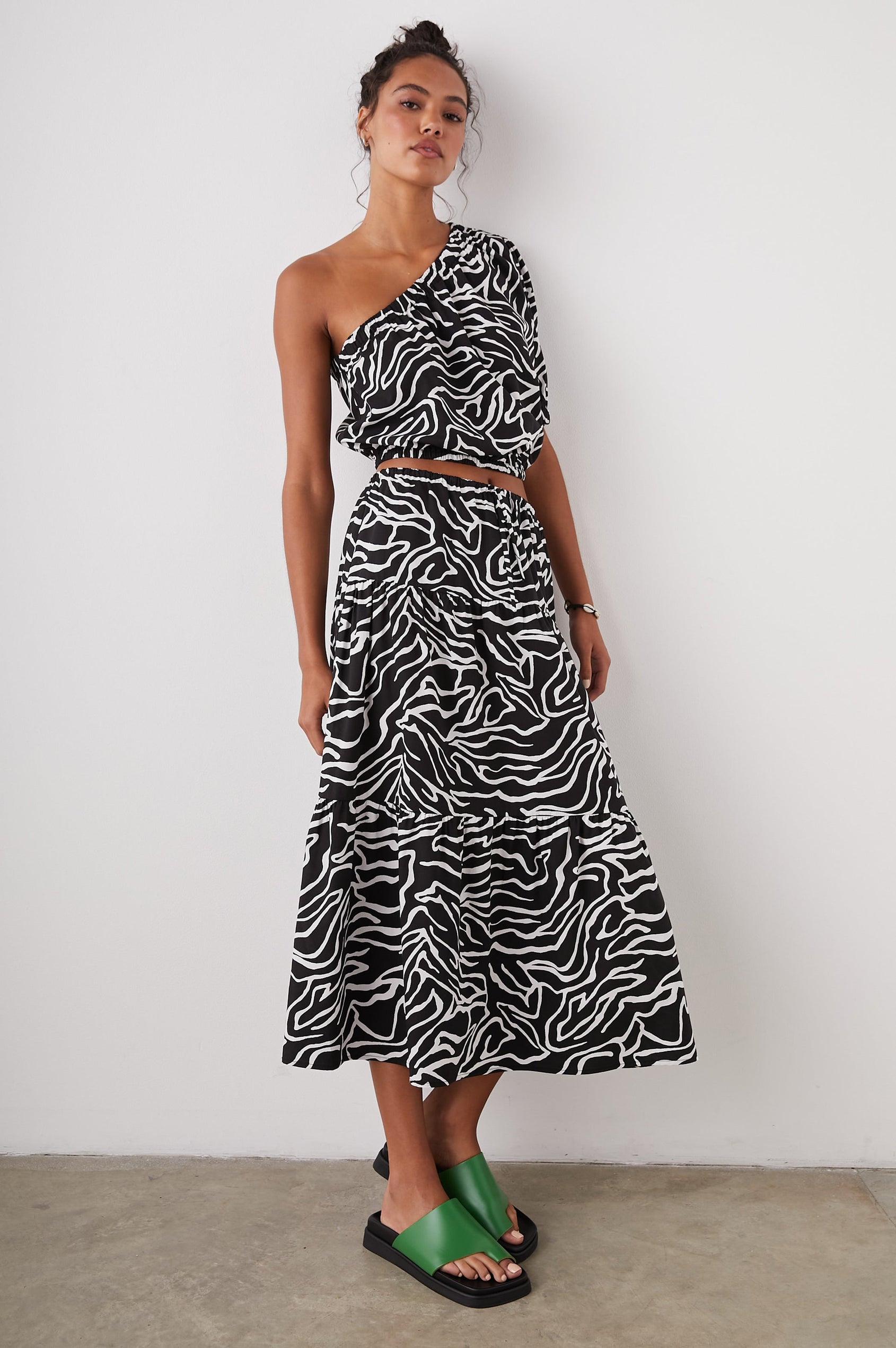 MARY SKIRT - CONTOUR LINES - FRONT