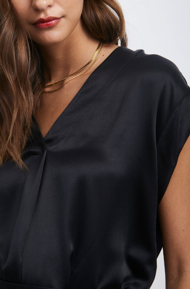 NALA BLACK TOP-DETAIL