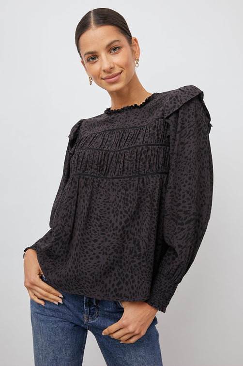 KADI SPOTTED SLATE TOP- FRONT UNTUCKED