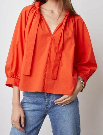 AMAL GRENADINE TOP-FRONT UNTUCKED